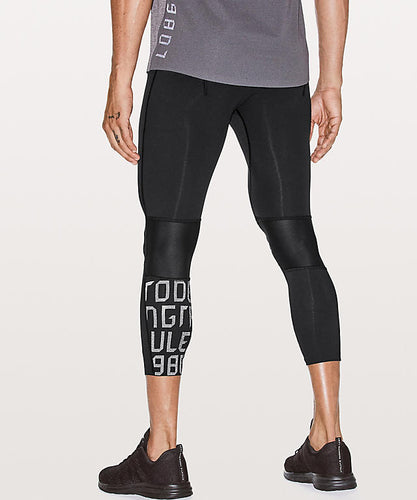 <transcy>lululemon x Roden رمادي 3/4 ضيق</transcy>